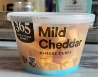 Mild cheddar cheese Cubes