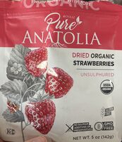 Dried organic strawberries