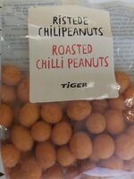Roasted chilli peanuts