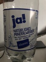 Natürliches Mineralwasser