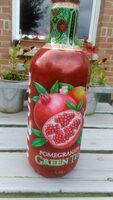 Pomegranate green tea