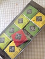 Assortiment De Carrés De Chocolat Noir