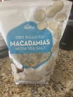 Dry Roasted Macadamias nuts