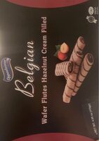 Wafer flutes hazelnut cream filled
