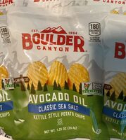 Avocado Oil Kettle Cooked Canyon Cut Potato Chips - Sea Salt