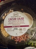 Ceasar salad with chicken and bacon