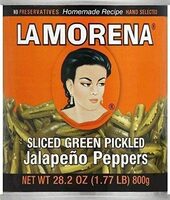 Sliced green pickled jalapeño peppers