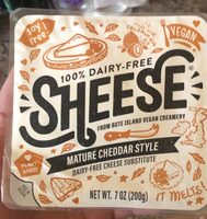 Sheese mature cheddar style