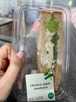 Chicken Salad Sandwich (1/2)p
