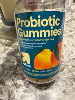 Probiotic gummies