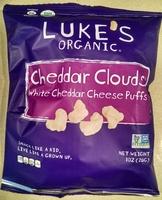 White cheddar clouds cheese puffs