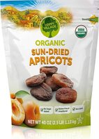 Organic and unsulphured apricots