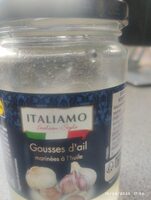 Gousses d'ail marinées à l'huile