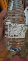 Agua mineral natural