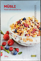 Muesli with dried berries