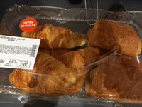Assortiment pain au chocolat et croissants