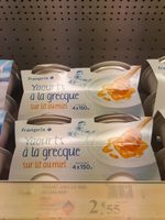 Yaourt à la grecque sur lit de miel