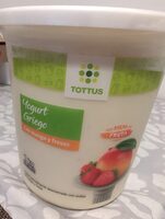Yogurt Griego con mango y fresas