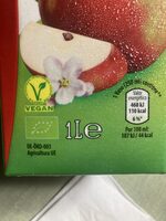 Zumo de manzana exprimido