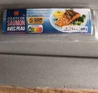 Filet de saumon avec peau