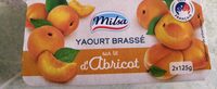 Yaourt brassé sur lit d'abricot