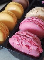 12 macarons «Retour en france» (Fraise)