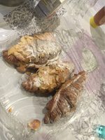 Croissants aux amandes