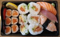 Maki sau calif sala sushi