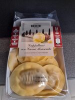 Ravioli com tomate e mozzarella