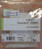 Carottes finement râpées  ail et ciboulette
