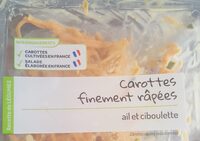 Carottes finement râpées ail et ciboulette