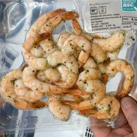 Queues de crevettes cuites