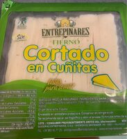 Queso tierno cortado en cuñitas