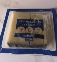 Queso semicurado mezcla en cuñitas