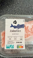 Zalmfilet op de huid