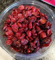 Cranberries séchées en moitie