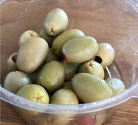 Olives vertes farcies aux poivrons
