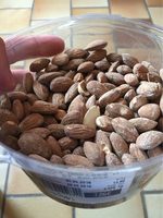 Amandes grillées à sec et salées