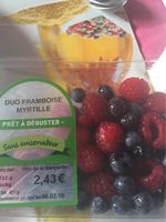 Framboises et myrtilles