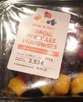 Salade de fruits mangue myrtilles framboises