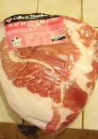 Plat de côte de porc avec os demi-sel