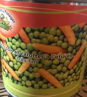 Petits pois et carottes à l'étuvée très fins