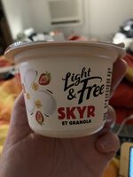 Light & free SKYR et granola