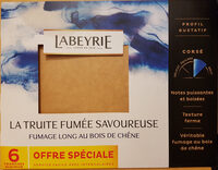 La Truite fumée savoureuse filage long au bois de chêne