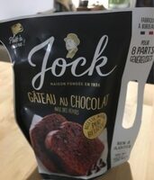 Gâteau au chocolat avec des pépites