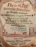 Brioche tressée tranchée au levain maison