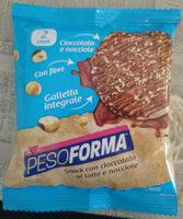 Snack con cioccolato al latte e nocciole