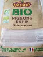 Pignons de pin BIO