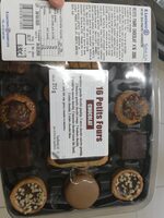 16 petits fours