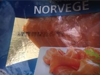 Saumon fumé élevé en Norvège